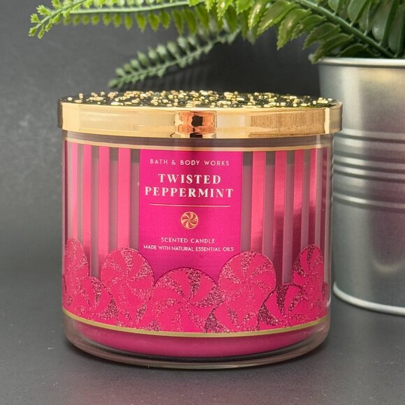 BBW Twisted Peppermint Bath & Body Works 3 Wick Candle - Picture 1 of 10